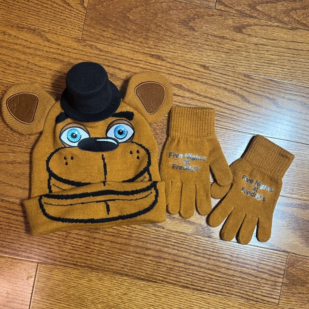 2/$10 Five Nights at Freddy’s Kids Hat and Gloves Set - Brown